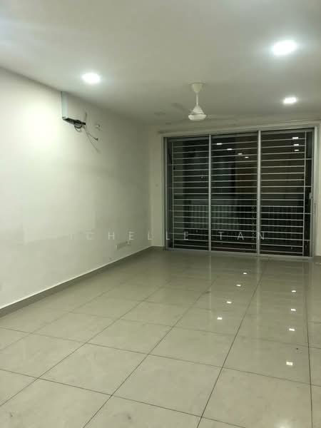 Kondominium untuk Dijual di Suasana Lumayan - Michelle Tan - Living Room - PropertyGuru.com.my