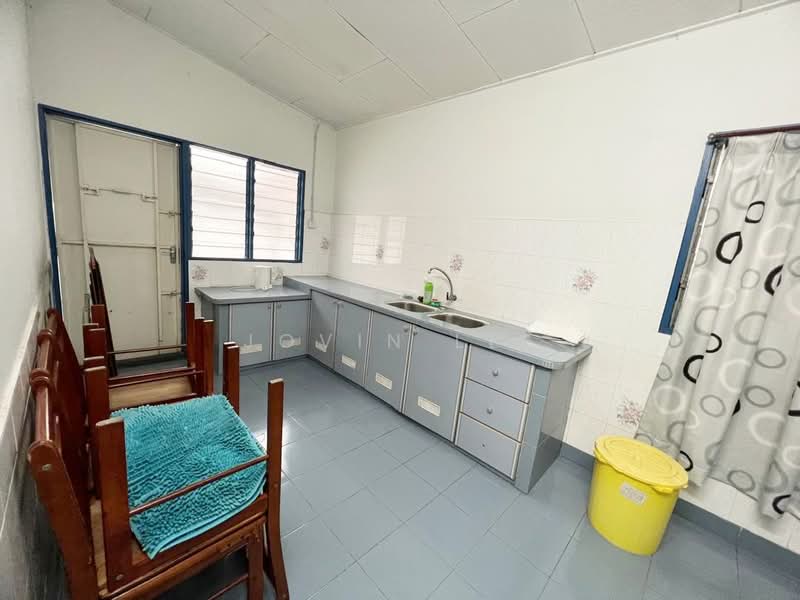 Rumah Berkembar untuk Disewa di Taman Sempadan (Nibong Tebal) - Jovin Lee - Kitchen - PropertyGuru.com.my