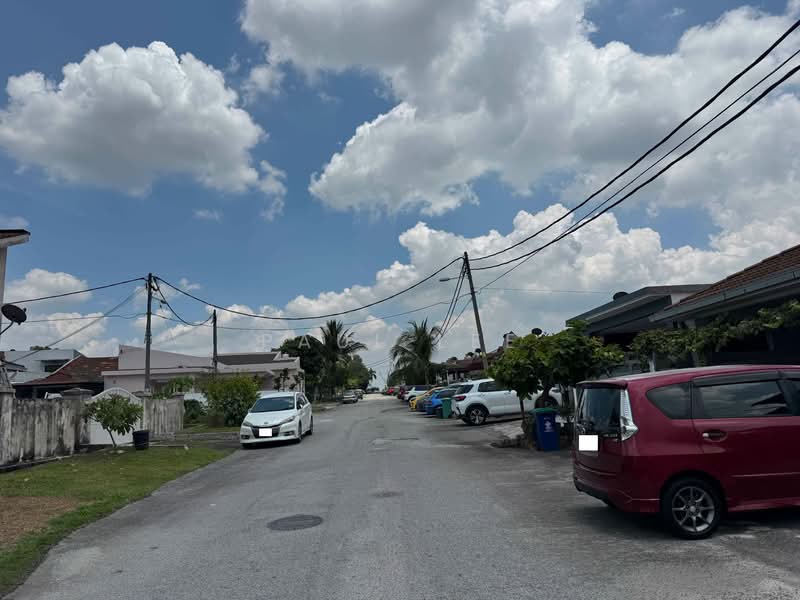 1-storey Terraced House for Sale in Saujana Puchong (Puchong) - Paul Lee - Exterior - PropertyGuru.com.my
