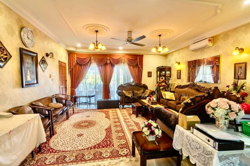Rumah Banglo untuk Dijual di Shah Alam (Selangor) - Shiqin Saidin - Living Room - PropertyGuru.com.my
