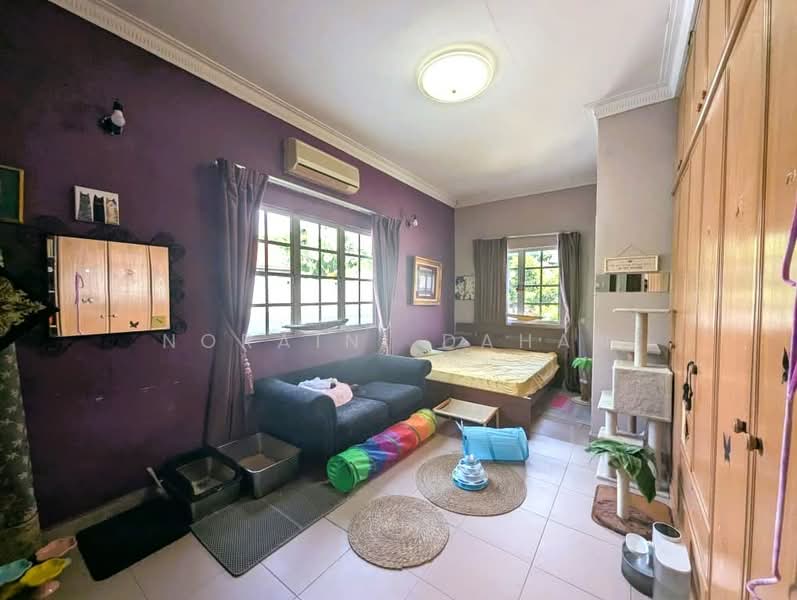 Rumah Banglo untuk Dijual di Seksyen 22 (Petaling Jaya) - Noraini Dahan - Bedroom - PropertyGuru.com.my