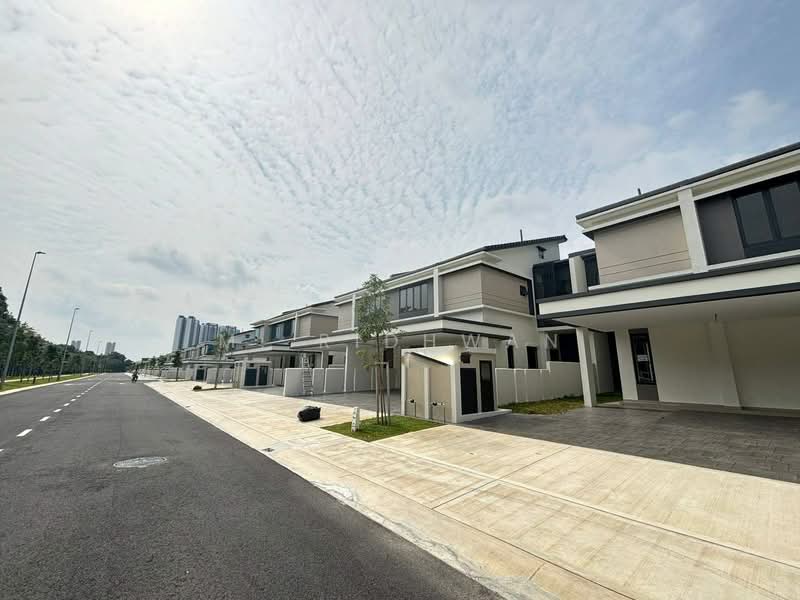 Rumah Teres untuk Dijual di Banting (Selangor) - M. Ridhwan - Exterior - PropertyGuru.com.my