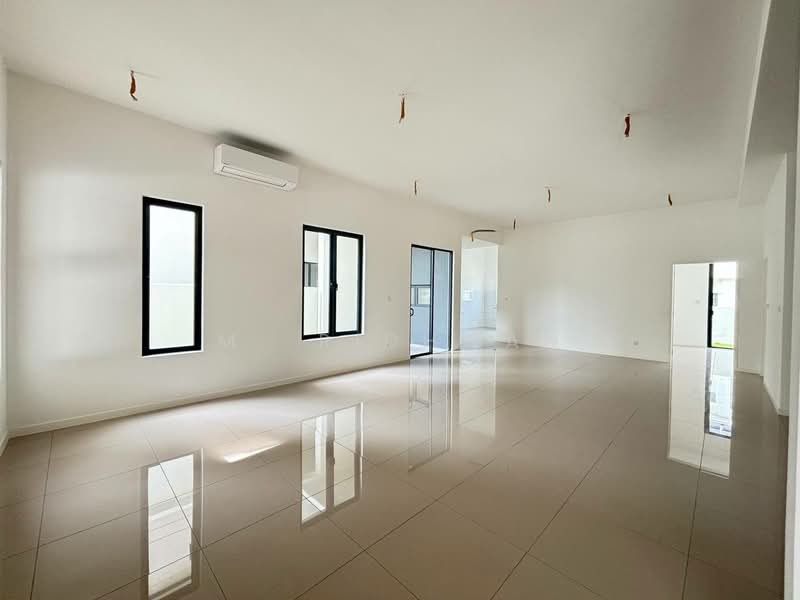 Rumah Teres untuk Dijual di Banting (Selangor) - M. Ridhwan - Living Room - PropertyGuru.com.my