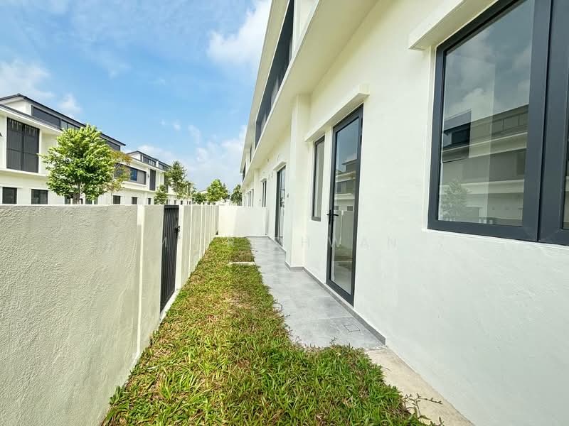 Rumah Teres untuk Dijual di Banting (Selangor) - M. Ridhwan - Exterior - PropertyGuru.com.my