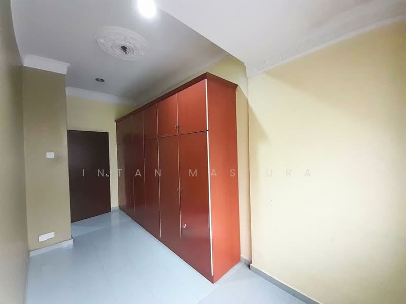 1-storey Terraced House for Sale in Taman Semenyih Indah (Semenyih) - Intan Mastura - Interior - PropertyGuru.com.my