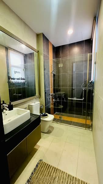 Bungalow for Sale in Kajang (Selangor) - Dinie Akmal - Bathroom - PropertyGuru.com.my