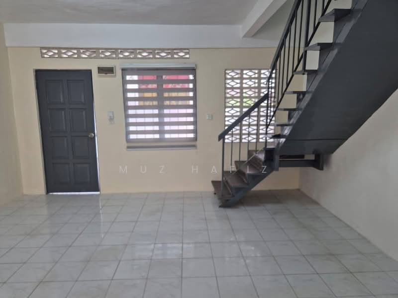 2-storey Terraced House for Sale in Lukut (Negeri Sembilan) - Muz Hafiz - PropertyGuru.com.my
