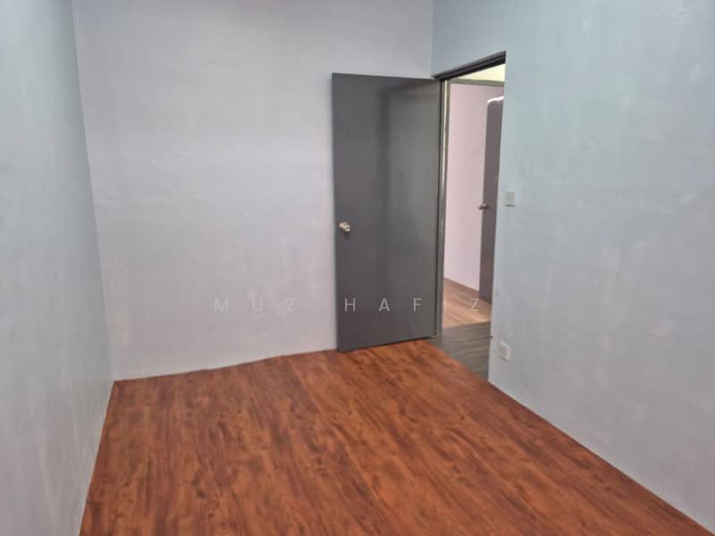 2-storey Terraced House for Sale in Lukut (Negeri Sembilan) - Muz Hafiz - PropertyGuru.com.my
