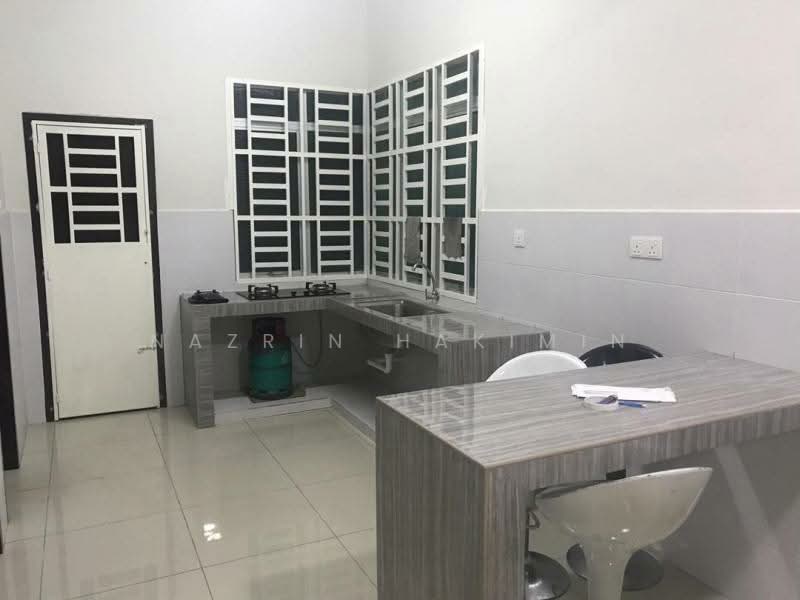Rumah Teres 2-Tingkat untuk Dijual di Puncak Alam (Selangor) - Nazrin Hakimin - Kitchen - PropertyGuru.com.my