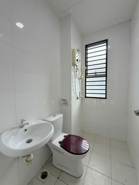 Cluster House for Rent in Rawang (Selangor) - Tiffany Yang - Bathroom - PropertyGuru.com.my