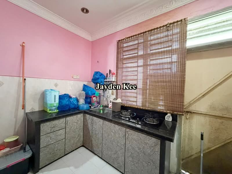 Rumah Teres 1 Tingkat untuk Dijual di Taman Jawi Indah (Sungai Jawi) - Jovin Lee - Kitchen - PropertyGuru.com.my