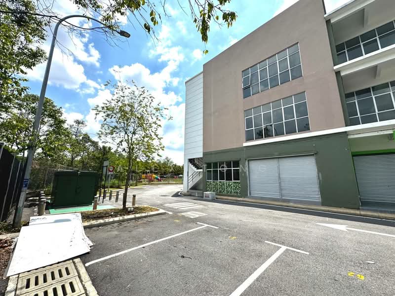 Shop / Office for Rent in Seksyen U17 (Shah Alam) - Alex Tong - Exterior - PropertyGuru.com.my