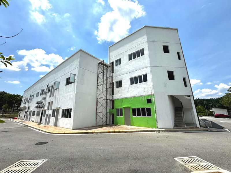 Shop / Office for Rent in Seksyen U17 (Shah Alam) - Alex Tong - Exterior - PropertyGuru.com.my