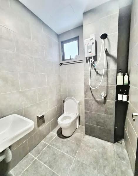 Servis Apartment untuk Disewa di Neu Suites - Basri Munir - Bathroom - PropertyGuru.com.my