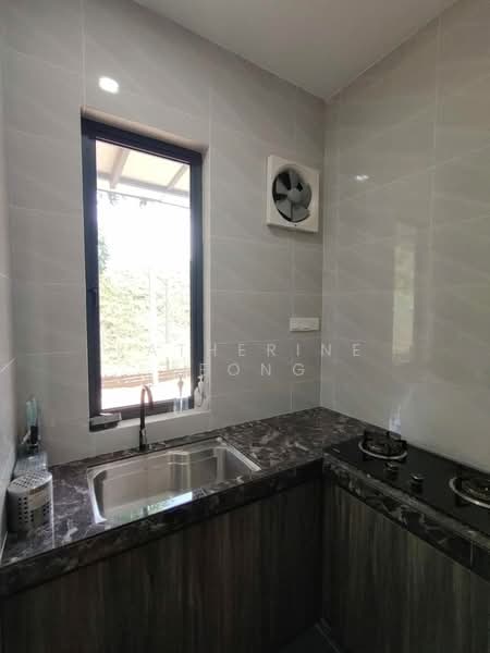 2-storey Terraced House for Sale in Rawang (Selangor) - Katherine Leong - Kitchen - PropertyGuru.com.my