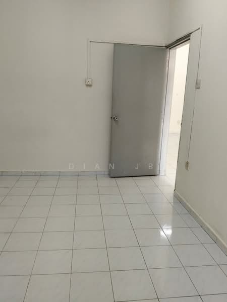 1-storey Terraced House for Sale in Kampung Baru Seelong (Senai) - Dian JB - PropertyGuru.com.my