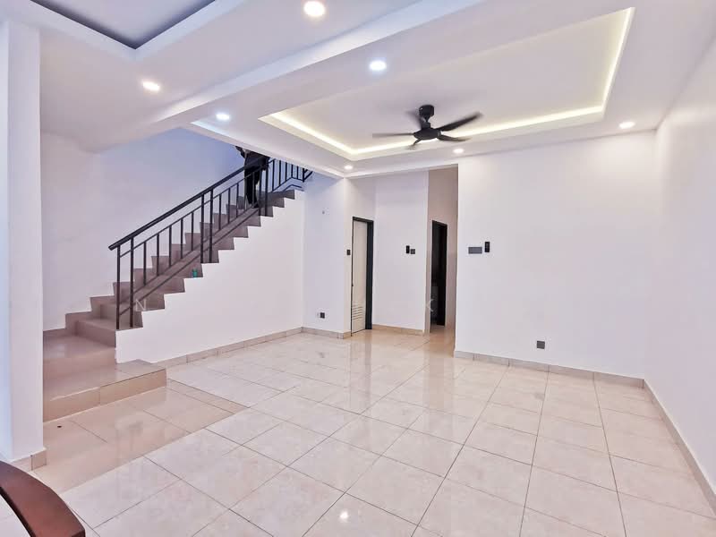 2-storey Terraced House for Sale in Desa Coalfields (Ijok) - Nazrin Hakimin - Living Room - PropertyGuru.com.my