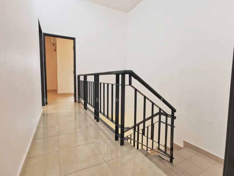 2-storey Terraced House for Sale in Desa Coalfields (Ijok) - Nazrin Hakimin - Corridor - PropertyGuru.com.my