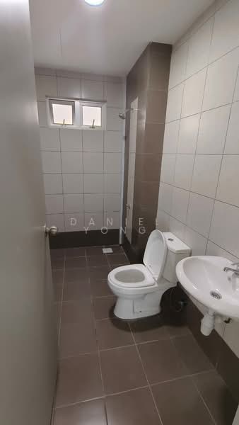 Service Residence for Rent at One 49 Residence - Daniel Yong - Bathroom - PropertyGuru.com.my