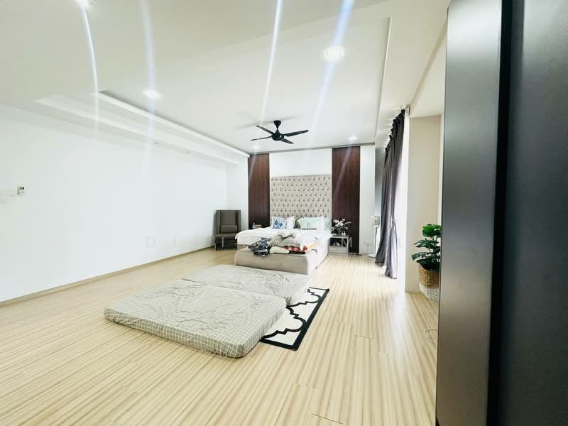 Semi-Detached House for Sale in Taman Villa Perdana (Kajang) - Dinie Akmal - Bedroom - PropertyGuru.com.my