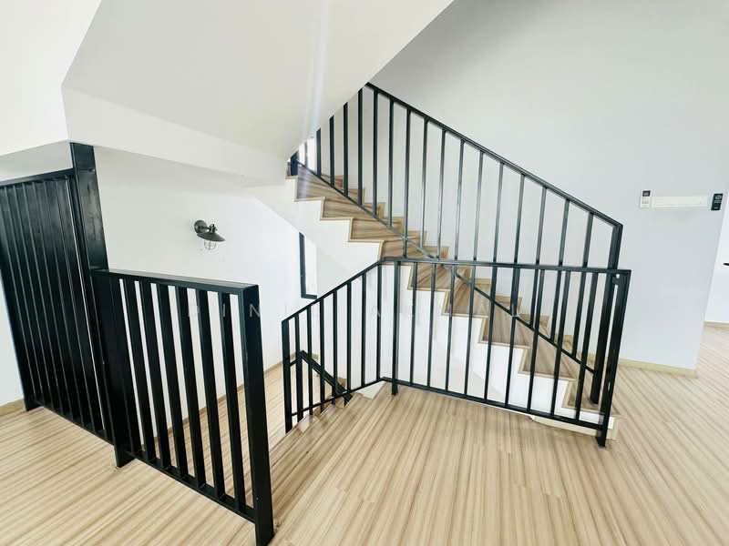 Semi-Detached House for Sale in Taman Villa Perdana (Kajang) - Dinie Akmal - Interior - PropertyGuru.com.my