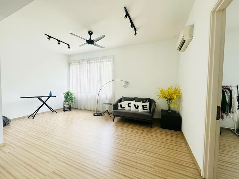 Semi-Detached House for Sale in Taman Villa Perdana (Kajang) - Dinie Akmal - Living Room - PropertyGuru.com.my