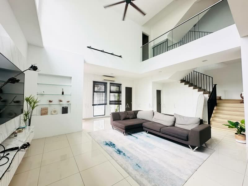 Semi-Detached House for Sale in Taman Villa Perdana (Kajang) - Dinie Akmal - Living Room - PropertyGuru.com.my