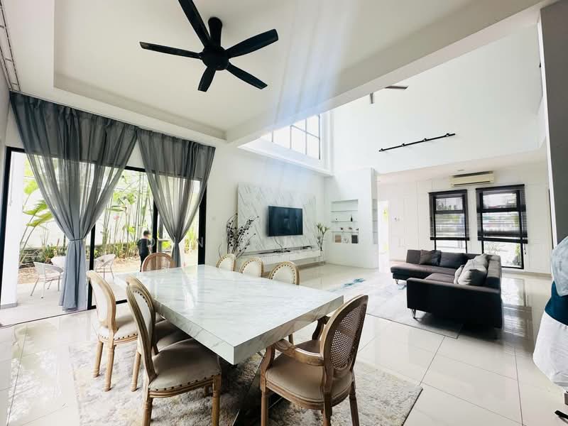 Semi-Detached House for Sale in Taman Villa Perdana (Kajang) - Dinie Akmal - Living Room - PropertyGuru.com.my