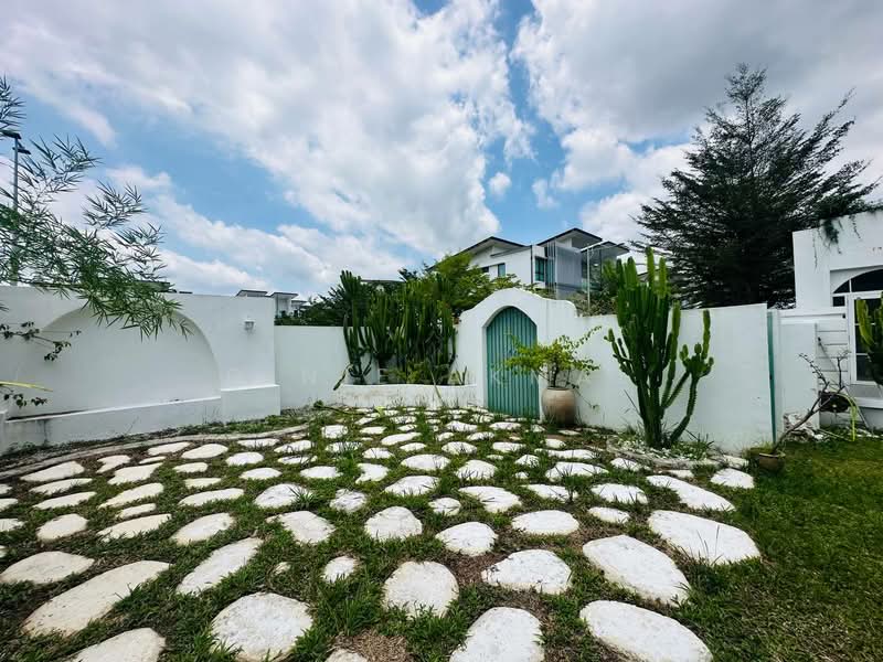Semi-Detached House for Sale in Taman Villa Perdana (Kajang) - Dinie Akmal - Exterior - PropertyGuru.com.my