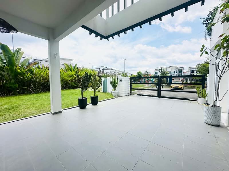 Semi-Detached House for Sale in Taman Villa Perdana (Kajang) - Dinie Akmal - Exterior - PropertyGuru.com.my