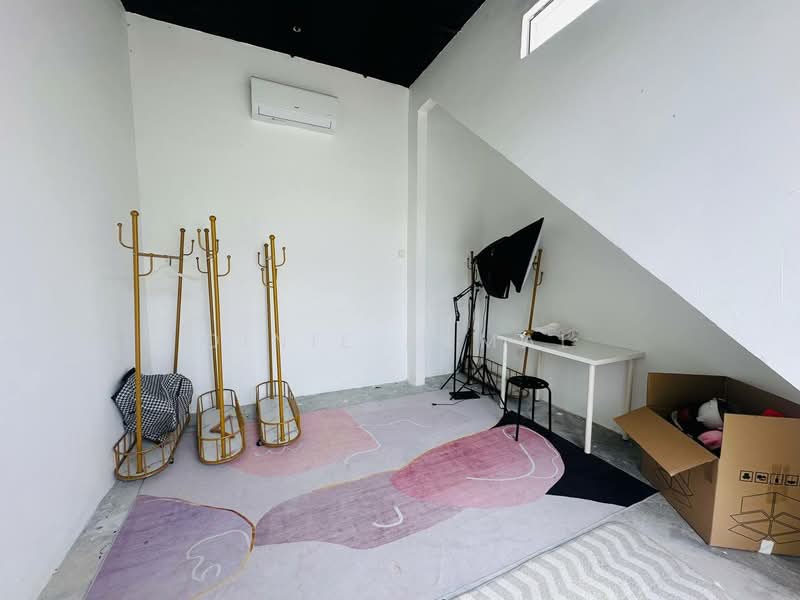 Semi-Detached House for Sale in Taman Villa Perdana (Kajang) - Dinie Akmal - Interior - PropertyGuru.com.my