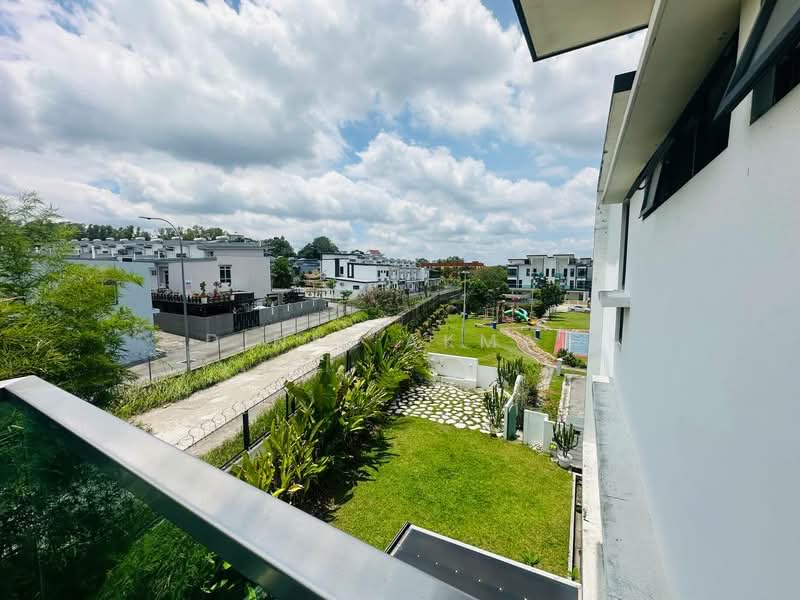 Semi-Detached House for Sale in Taman Villa Perdana (Kajang) - Dinie Akmal - Exterior - PropertyGuru.com.my