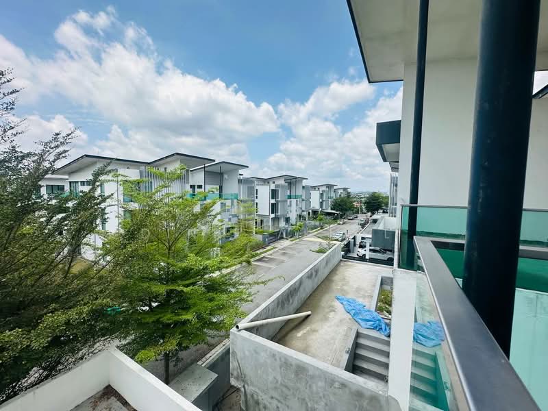 Semi-Detached House for Sale in Taman Villa Perdana (Kajang) - Dinie Akmal - Exterior - PropertyGuru.com.my