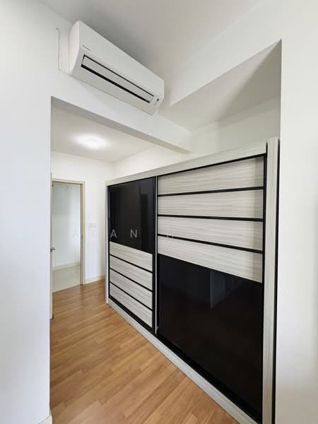 Service Residence for Sale at V Residence 2 @ Sunway Velocity - Alan Hong - Corridor - PropertyGuru.com.my
