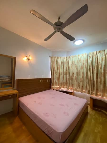 Condominium for Rent at Gurney Park Condominium - Sherlene Choo - Bedroom - PropertyGuru.com.my