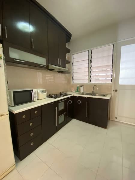 Condominium for Rent at Gurney Park Condominium - Sherlene Choo - Kitchen - PropertyGuru.com.my