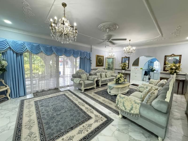 Bungalow for Sale in Seksyen 6 (Shah Alam) - Shiqin Saidin - Living Room - PropertyGuru.com.my