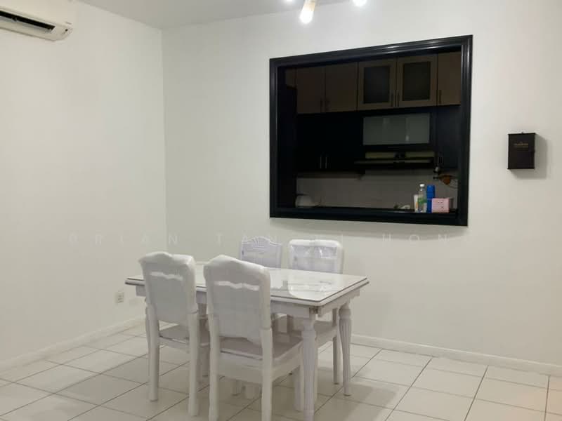 Condominium for Rent at The Tamarind - Brian Tan Yi Hong - Dining Room - PropertyGuru.com.my