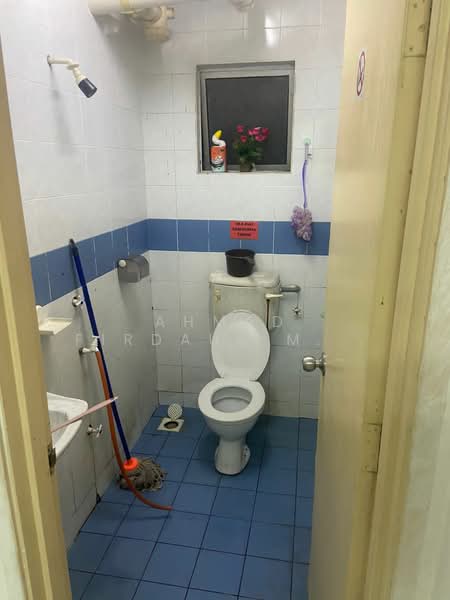 Flat for Sale at Flora Damansara Flat - Ahmad Firdaus Mahmod - Bathroom - PropertyGuru.com.my