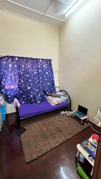Rumah Teres 2 Tingkat untuk Dijual di Taman Sri Andalas (Klang) - Ahmad Firdaus Mahmod - Bedroom - PropertyGuru.com.my