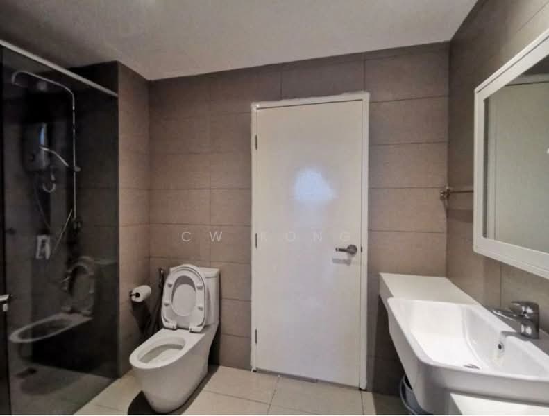 Servis Apartment untuk Disewa di EkoCheras - CW Kong - Bathroom - PropertyGuru.com.my
