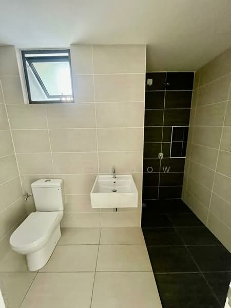 2-storey Terraced House for Sale in Rawang (Selangor) - Alice Low - Bathroom - PropertyGuru.com.my
