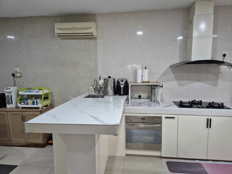 Rumah Berkembar untuk Disewa di Taman Overseas Union (Taman Oug) (Jalan Klang Lama (Old Klang Road)) - Tina Chua - Kitchen - PropertyGuru.com.my