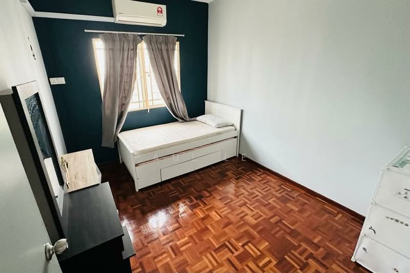 Apartment for Sale at Kenanga Apartments - Paul Lee - Bedroom - PropertyGuru.com.my