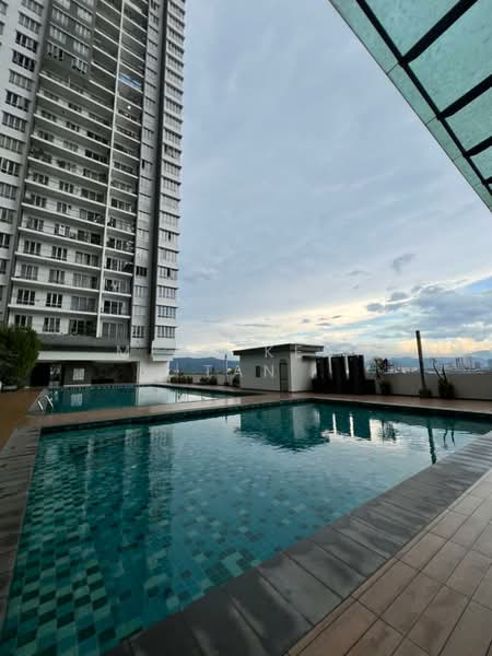 Condominium for Sale at Villa Crystal - Ming Keat Tan - Swimming Pool - PropertyGuru.com.my
