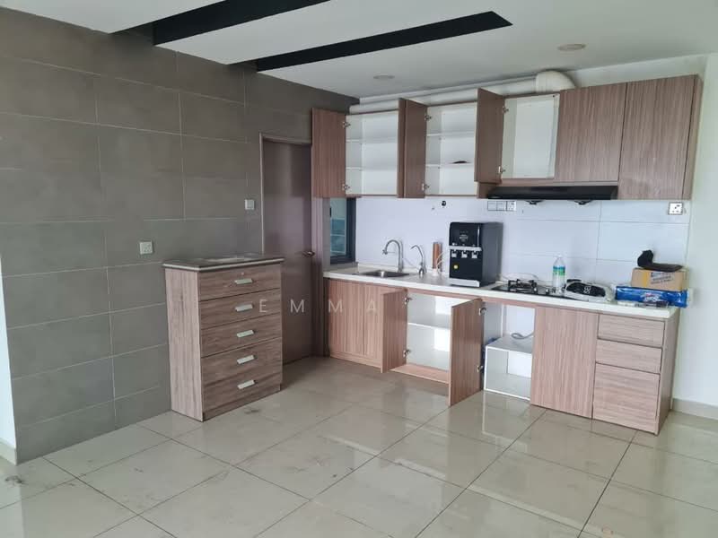 Servis Apartment untuk Disewa di Amerin Residence - Emma R - Kitchen - PropertyGuru.com.my