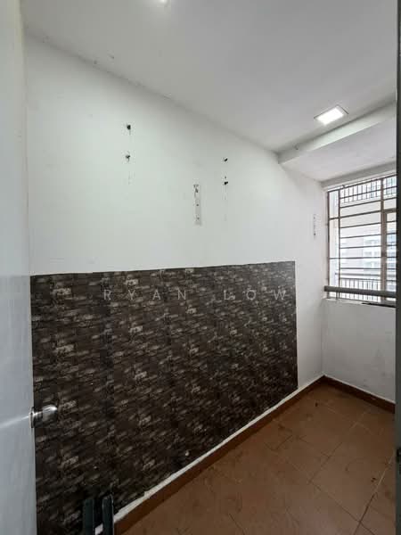 Kondominium untuk Dijual di Suasana Lumayan - Ryan Low - Interior - PropertyGuru.com.my