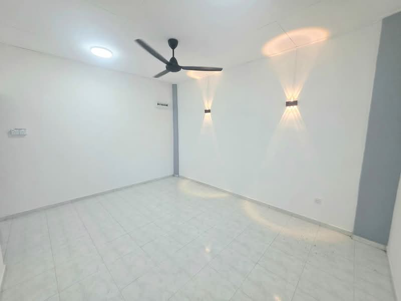 Rumah Flat untuk Dijual di Taman Harmoni II - Alviss Tay - Interior - PropertyGuru.com.my