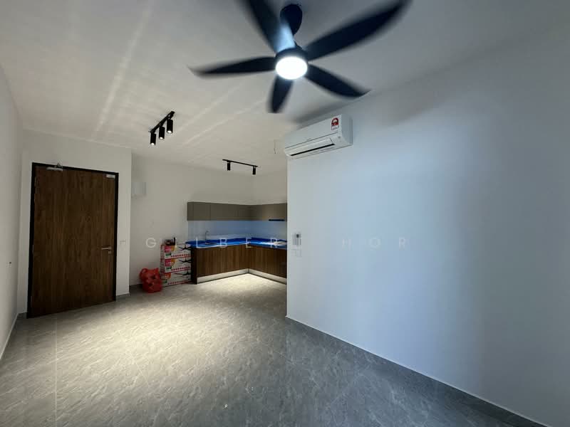 Servis Apartment untuk Disewa di Altris Residences @ The Quartz WM - Gilbert Hor - Kitchen - PropertyGuru.com.my