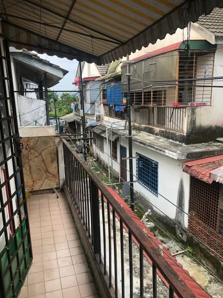 Townhouse for Sale in Taman Bukit Teratai (Ampang) - Alan Lee - Balcony - PropertyGuru.com.my